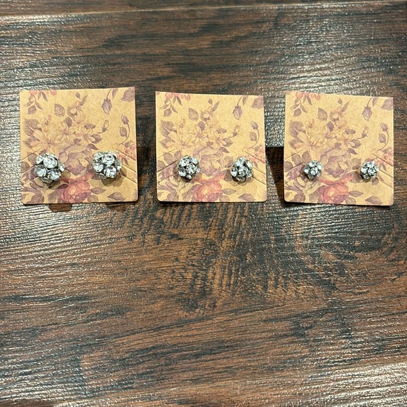 Three Pair of earrings set - Picture 1 of 3